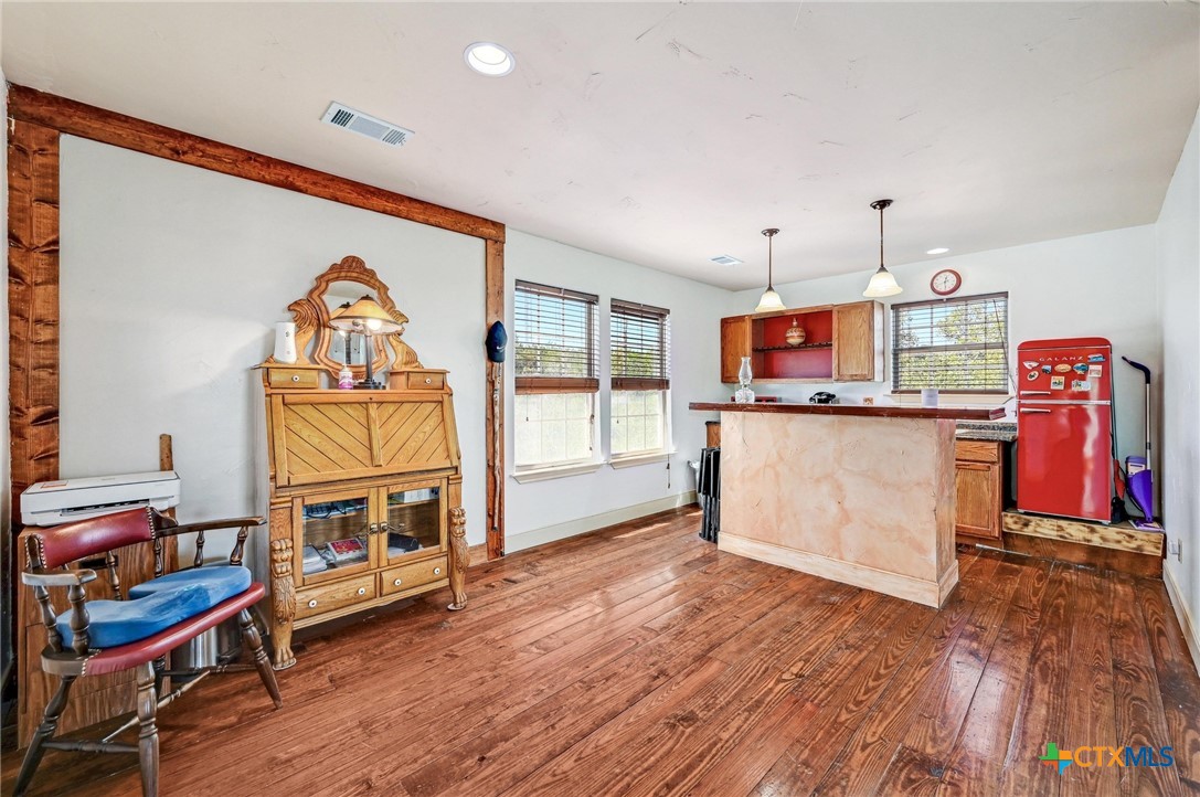 1401 Thurman Road