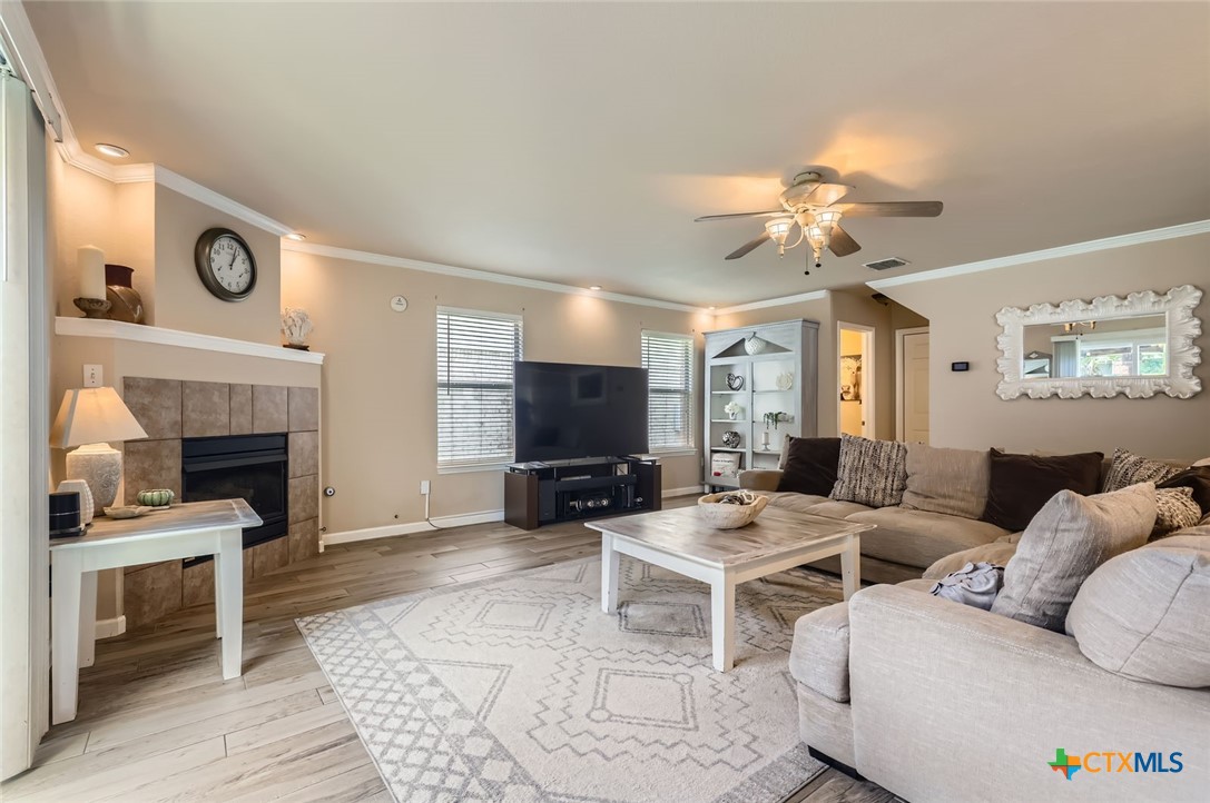 3809 Tailfeather Drive