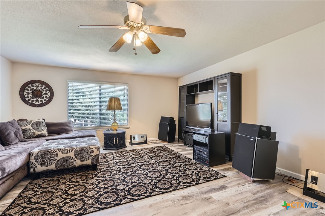 3809 Tailfeather Drive