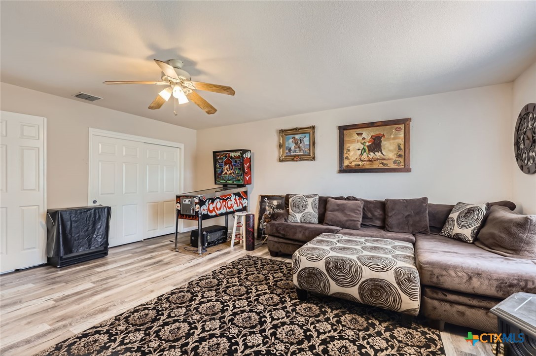 3809 Tailfeather Drive