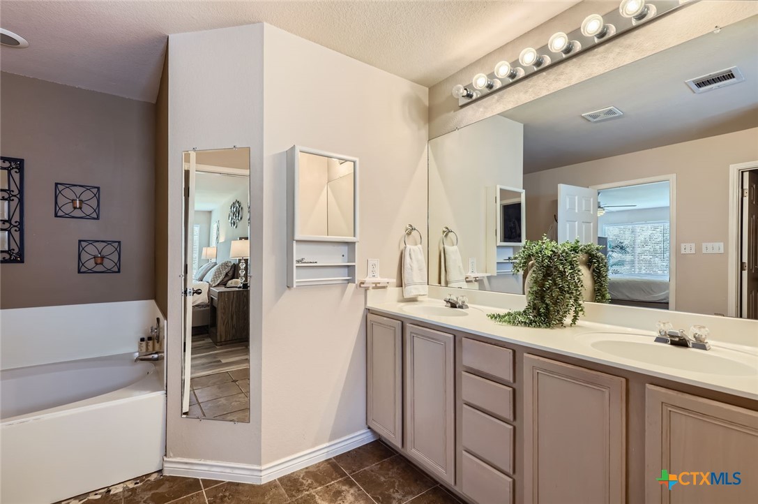 3809 Tailfeather Drive