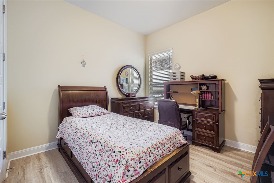 9508 Alex Lane