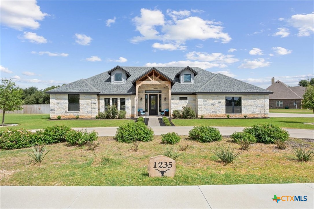 1235 Ambrose Drive