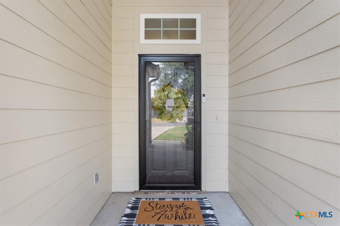 659 Northcliffe Drive