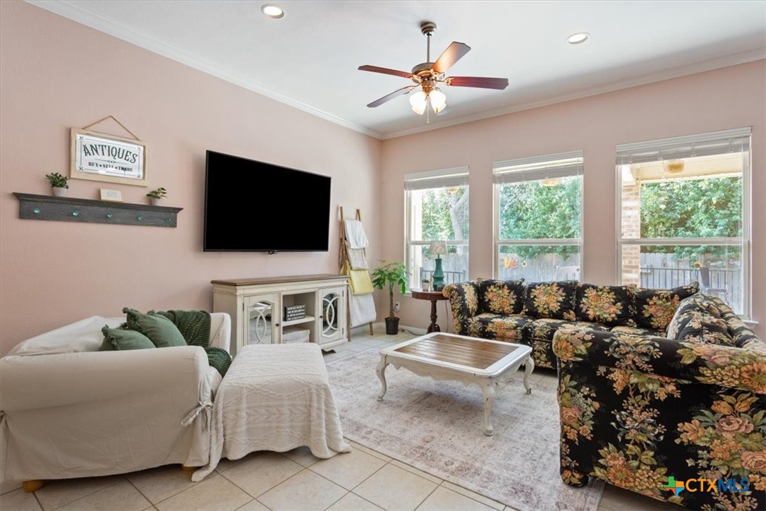 659 Northcliffe Drive