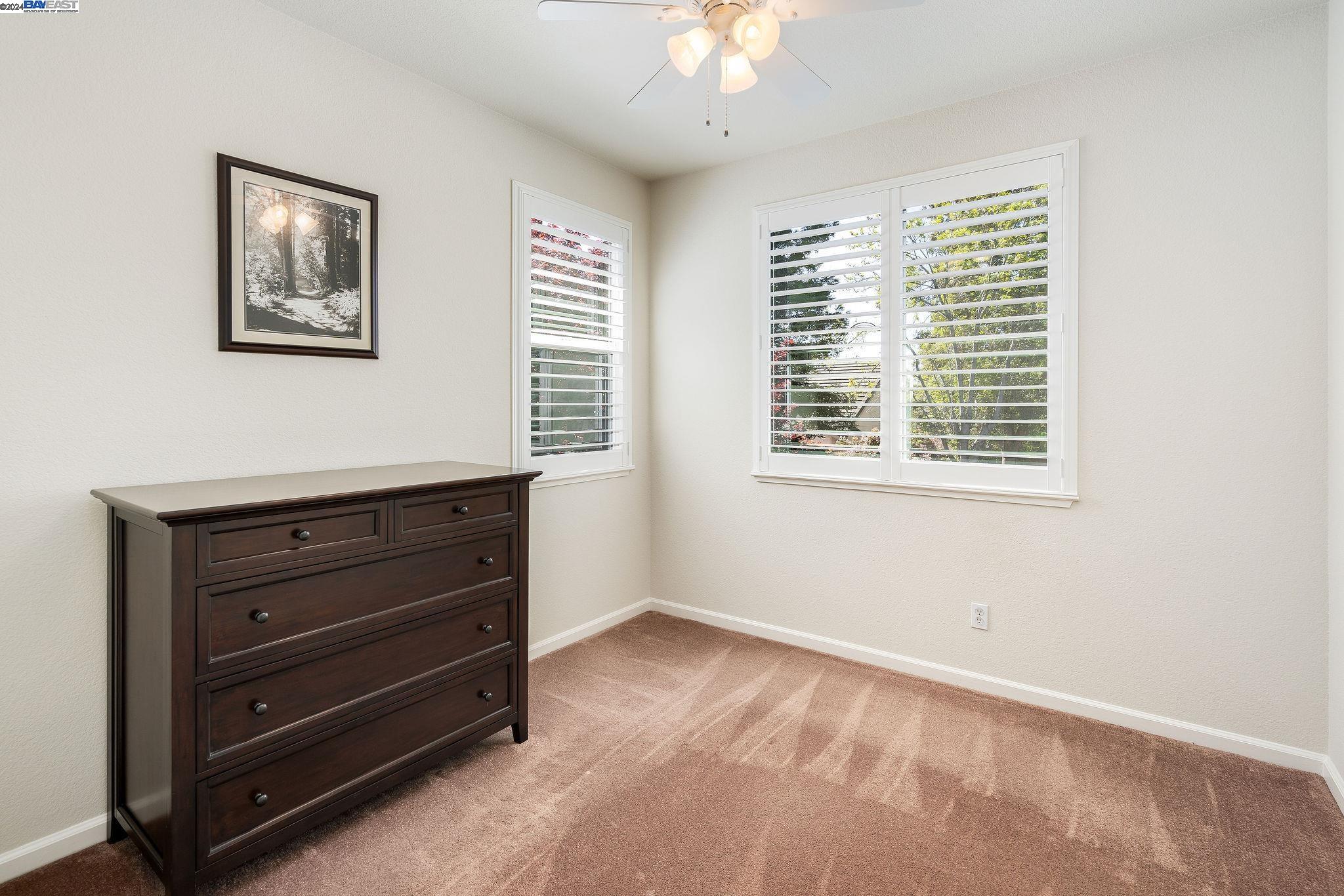 5889 Woodrose Way