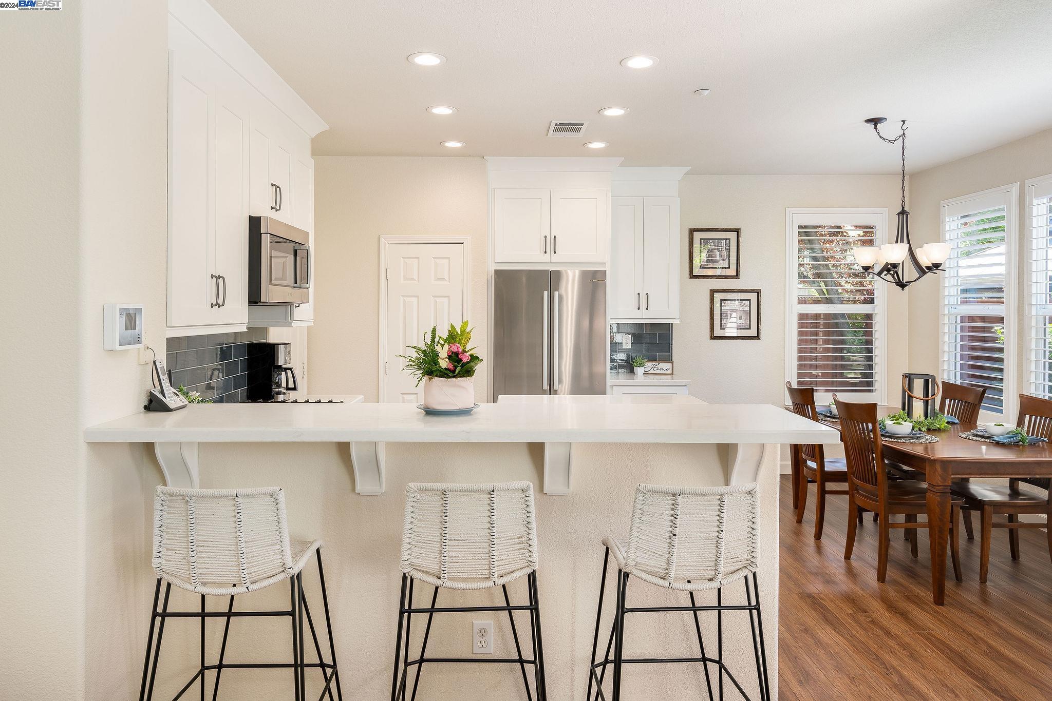5889 Woodrose Way