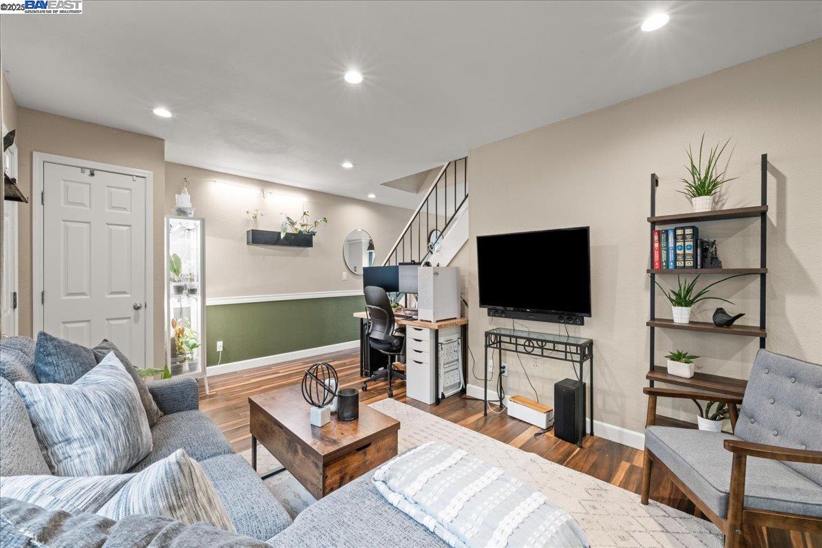 3673 Carrigan Cmn