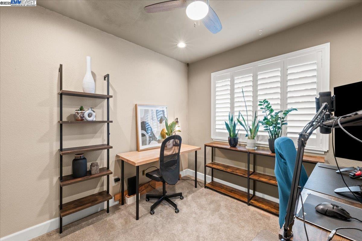 3673 Carrigan Cmn