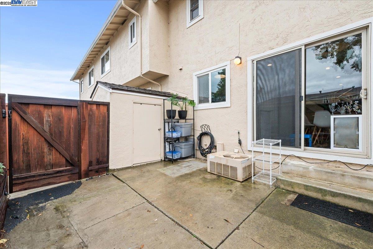 3673 Carrigan Cmn