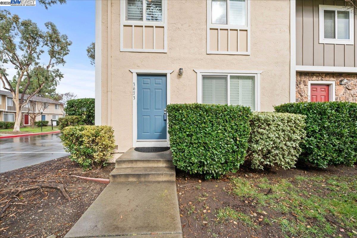 3673 Carrigan Cmn