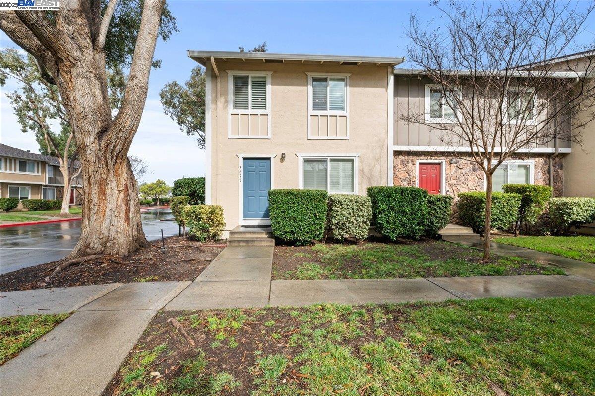3673 Carrigan Cmn