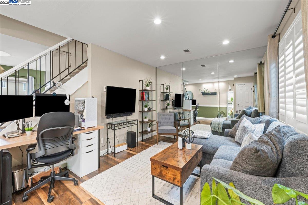 3673 Carrigan Cmn