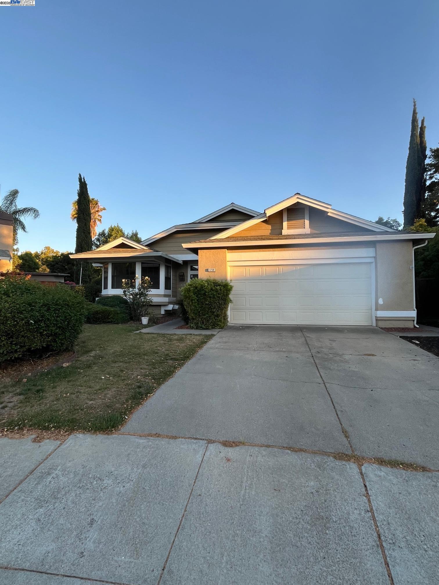 1238 Orloff Dr