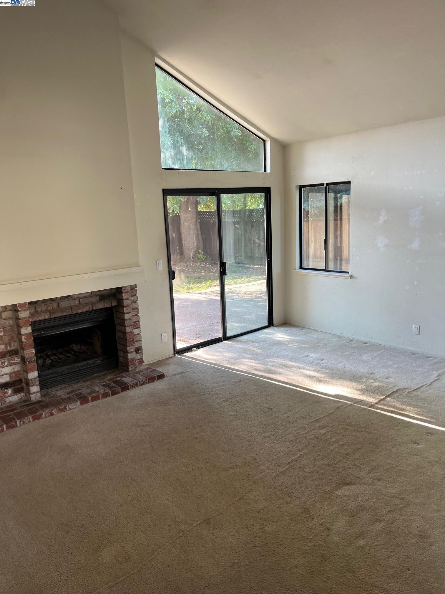 3854 Phoebe Ct