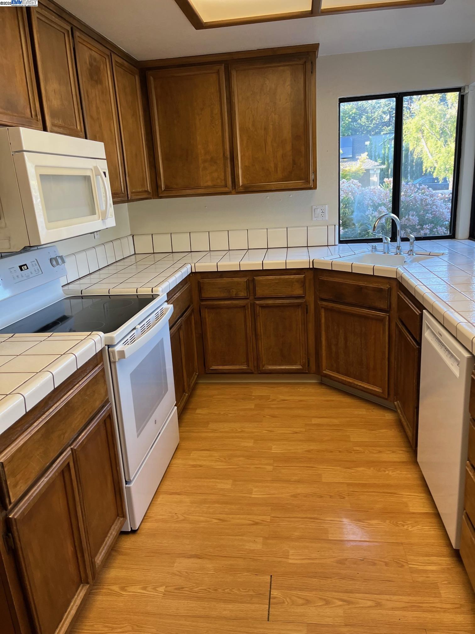 3854 Phoebe Ct
