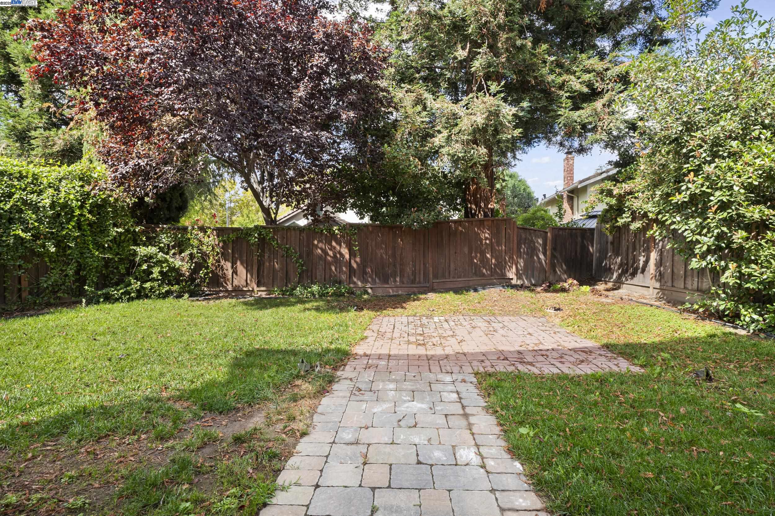 1718 Nursery Way