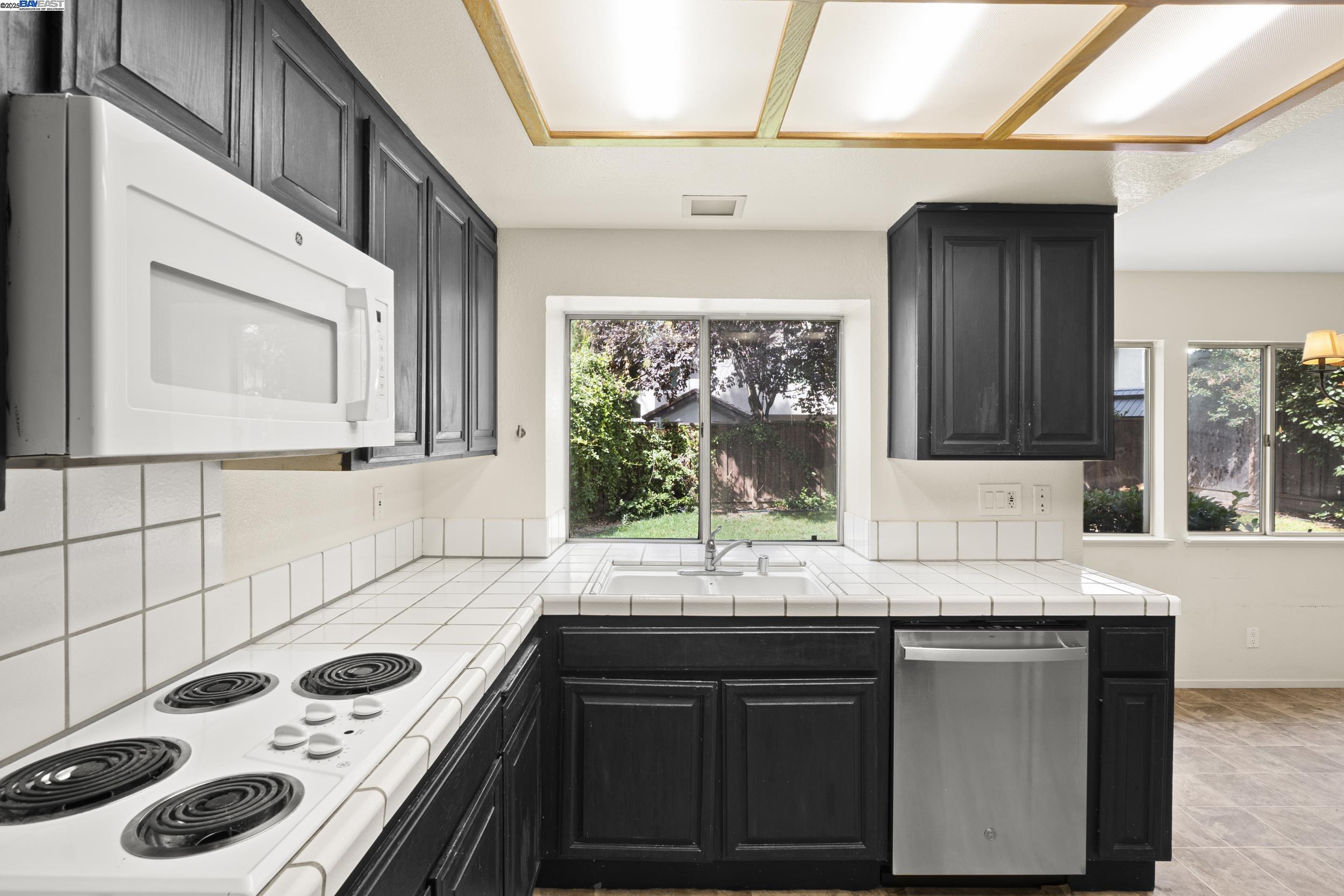 1718 Nursery Way