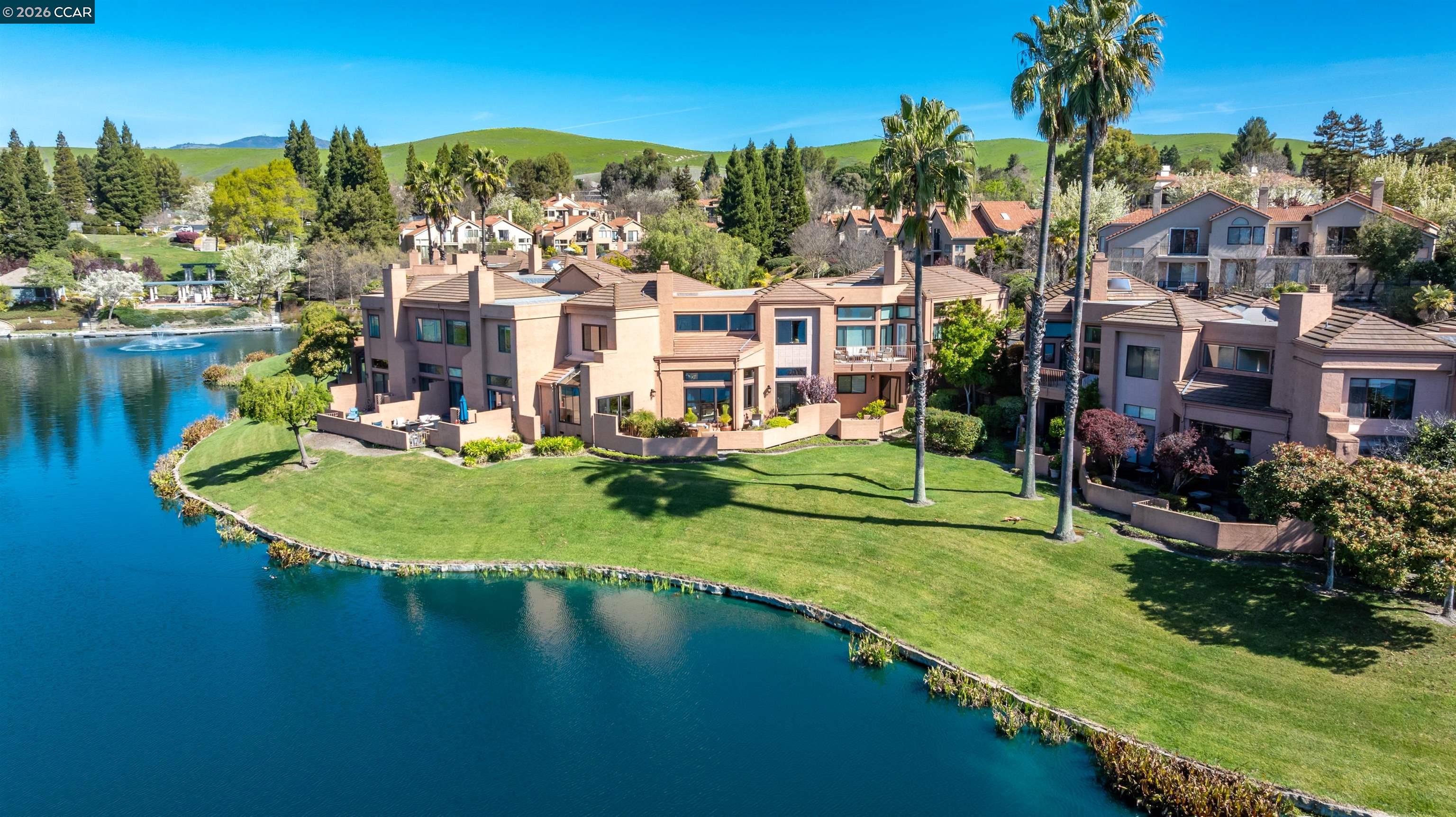 4059 W Lakeshore Dr