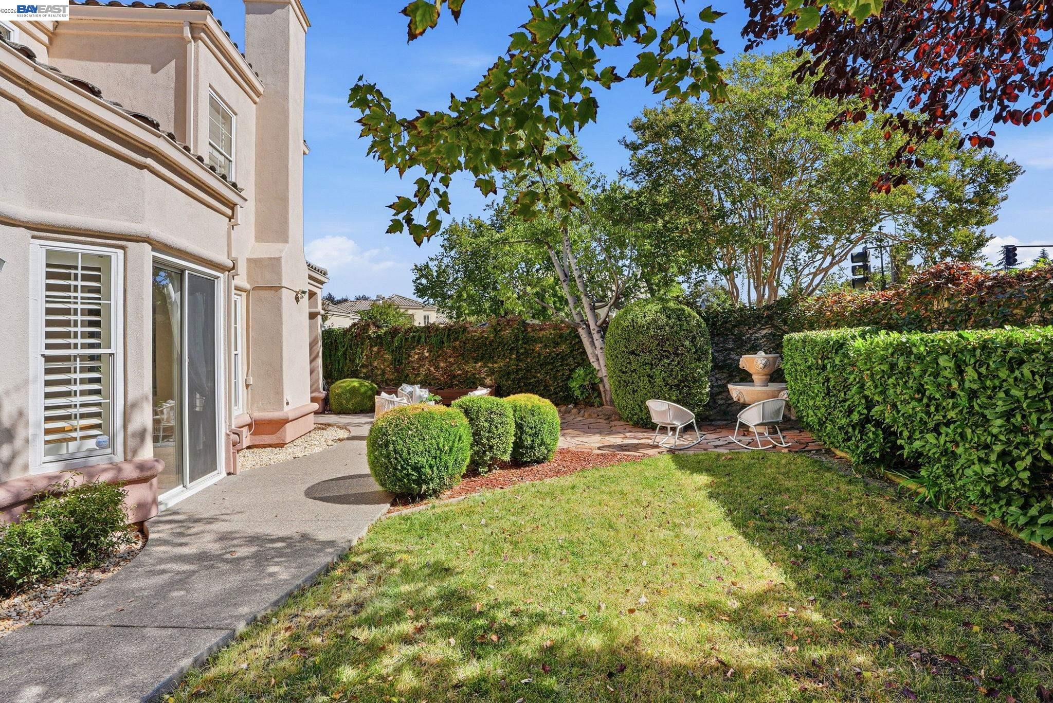 4320 Diavila Ave