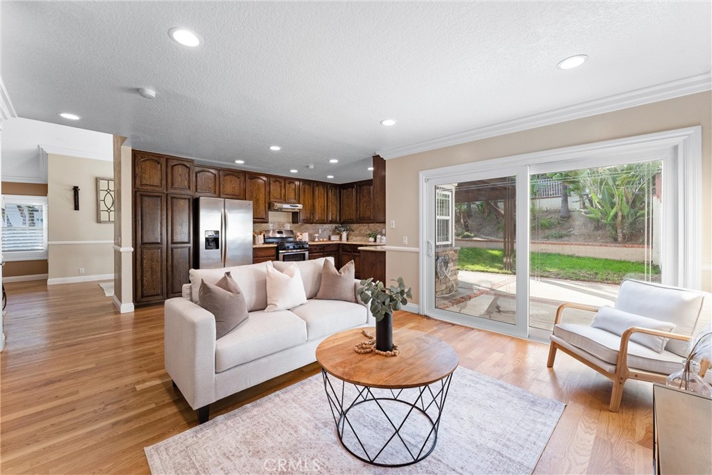 25 Westbrook Lane