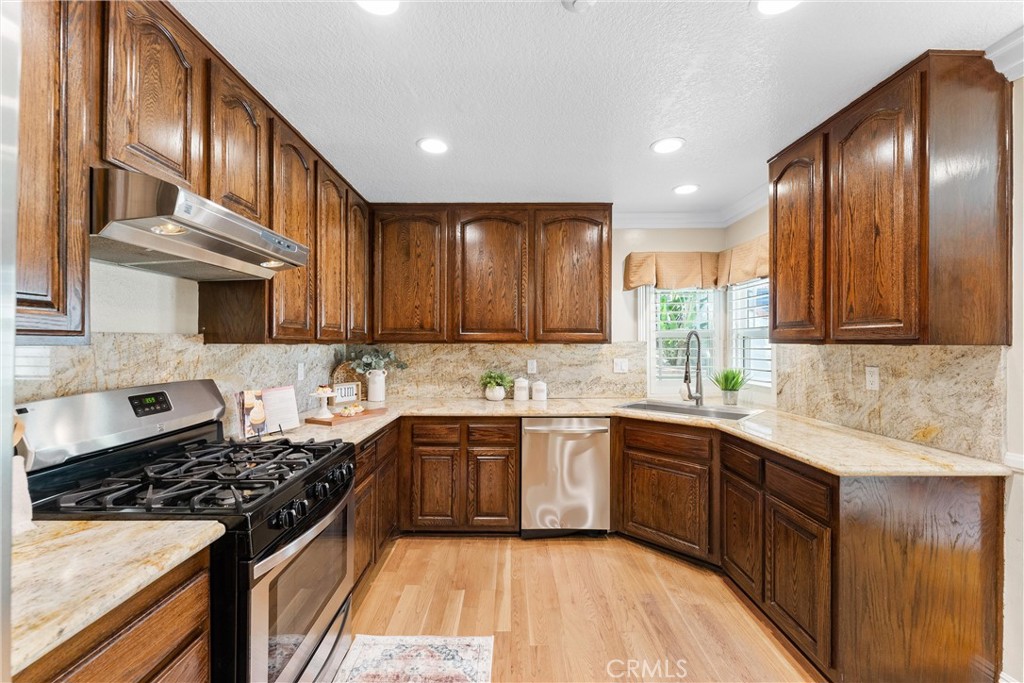 25 Westbrook Lane