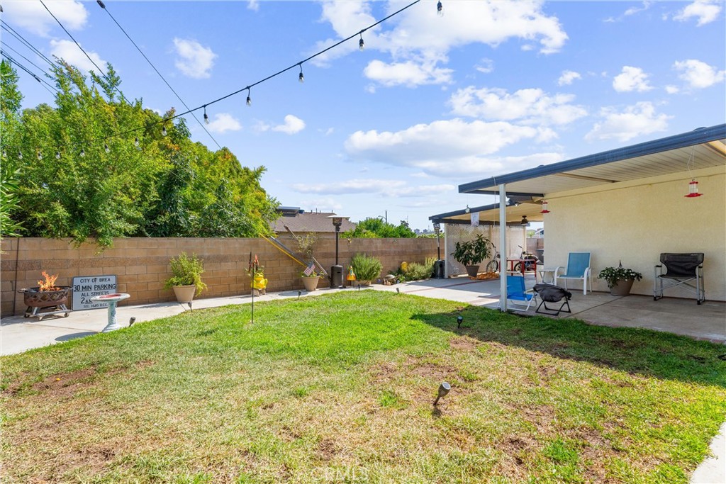942 Oleander Street