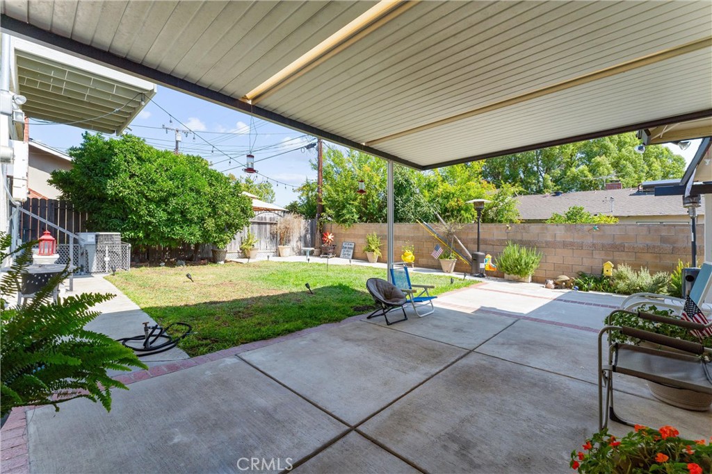 942 Oleander Street