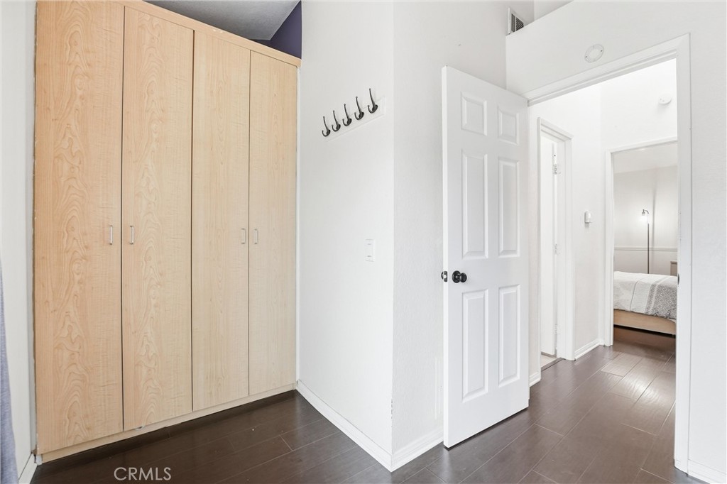 334 S Walnut