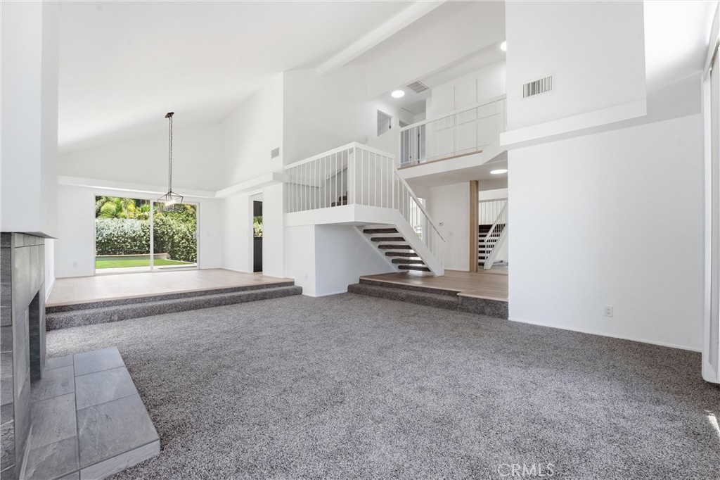 845 Woodcrest