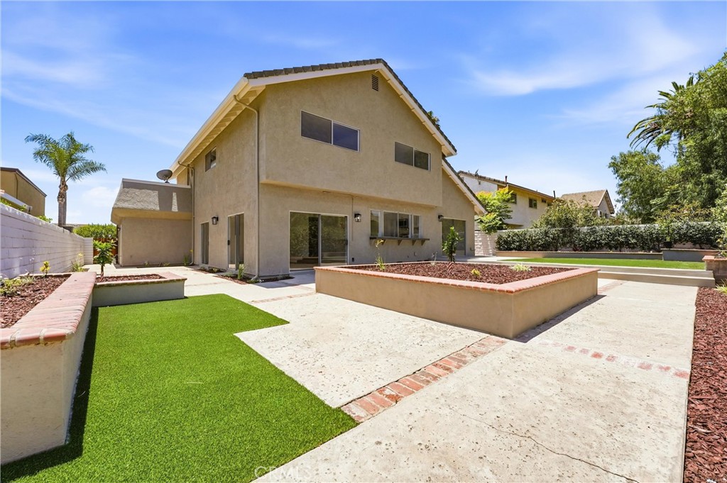 845 Woodcrest