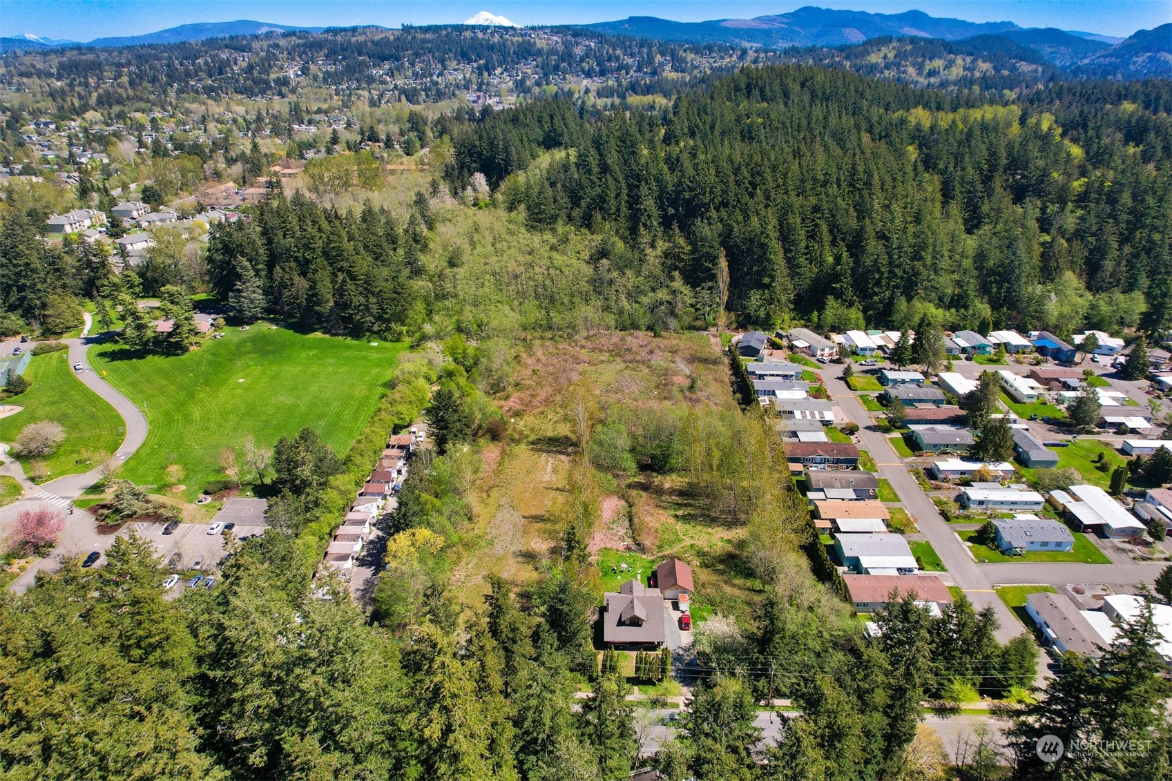 331 Chuckanut Drive N
