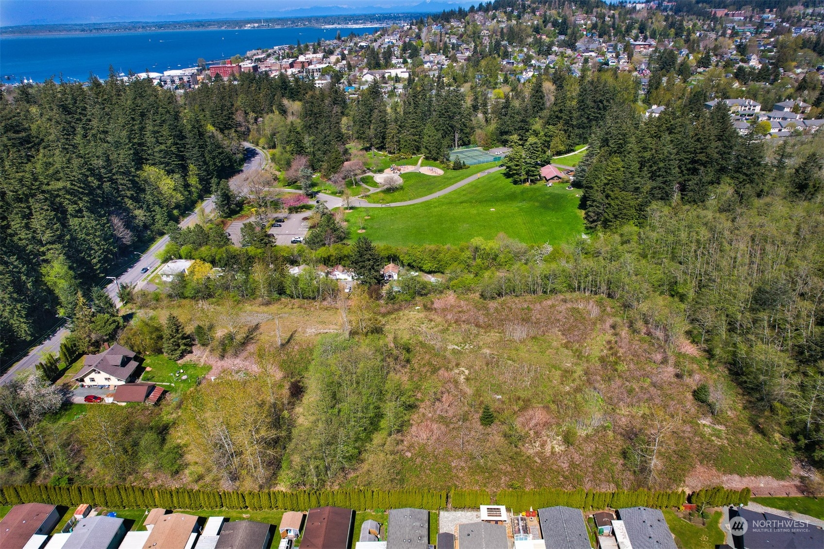 331 Chuckanut Drive N