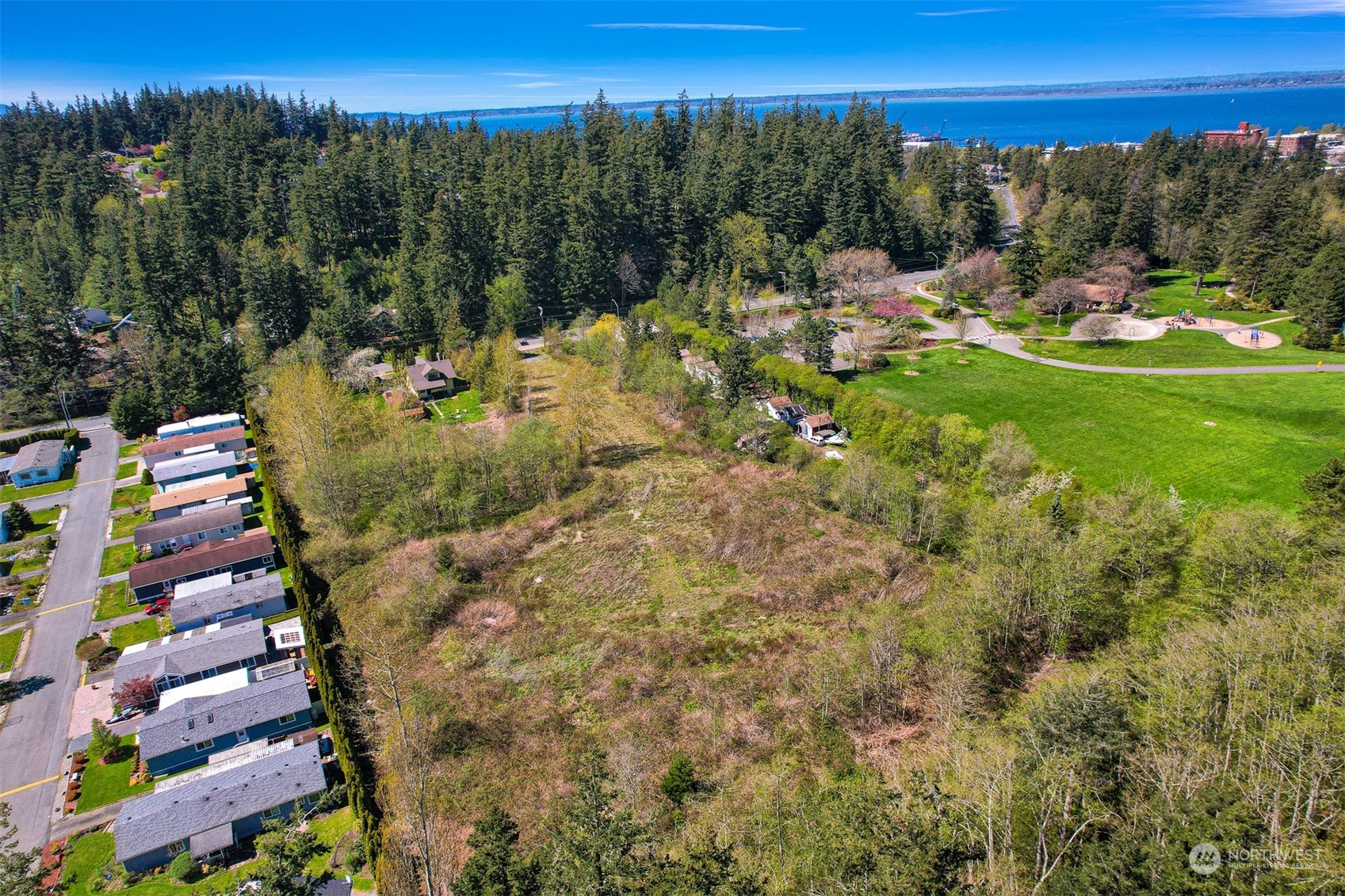 331 Chuckanut Drive N