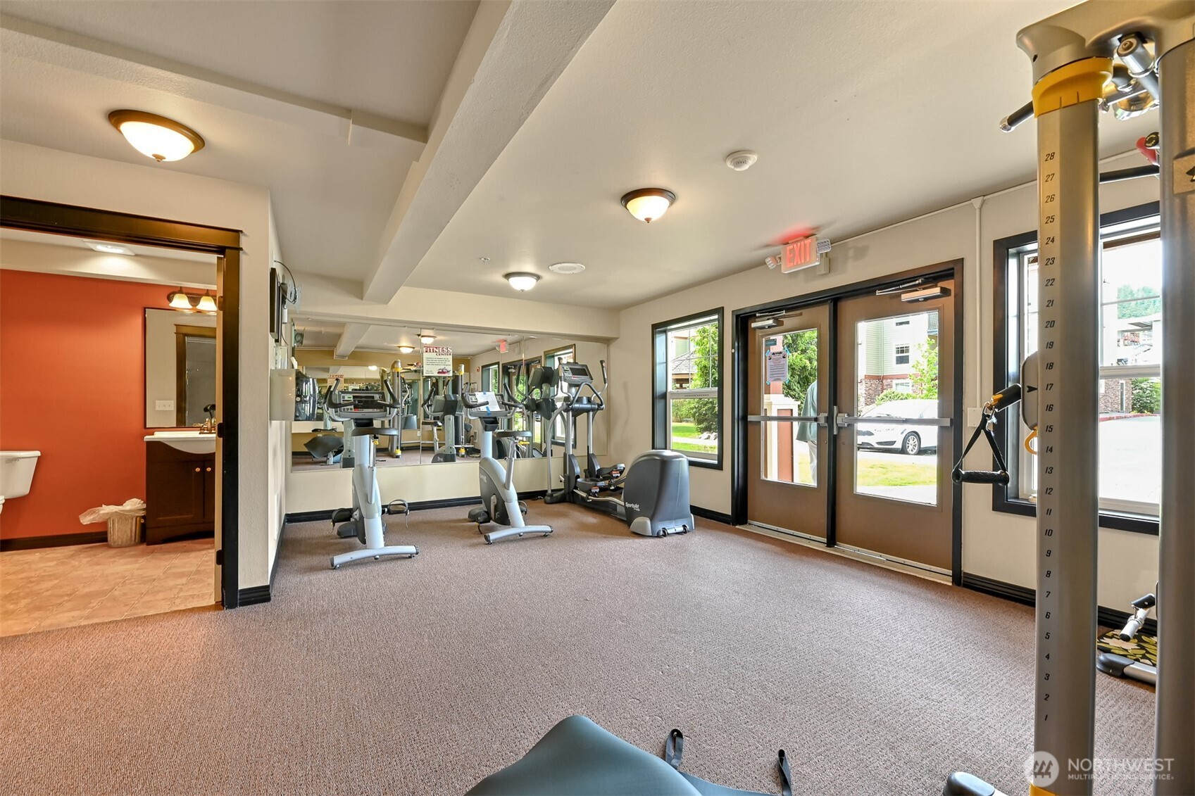 700 32nd Street Unit: A407