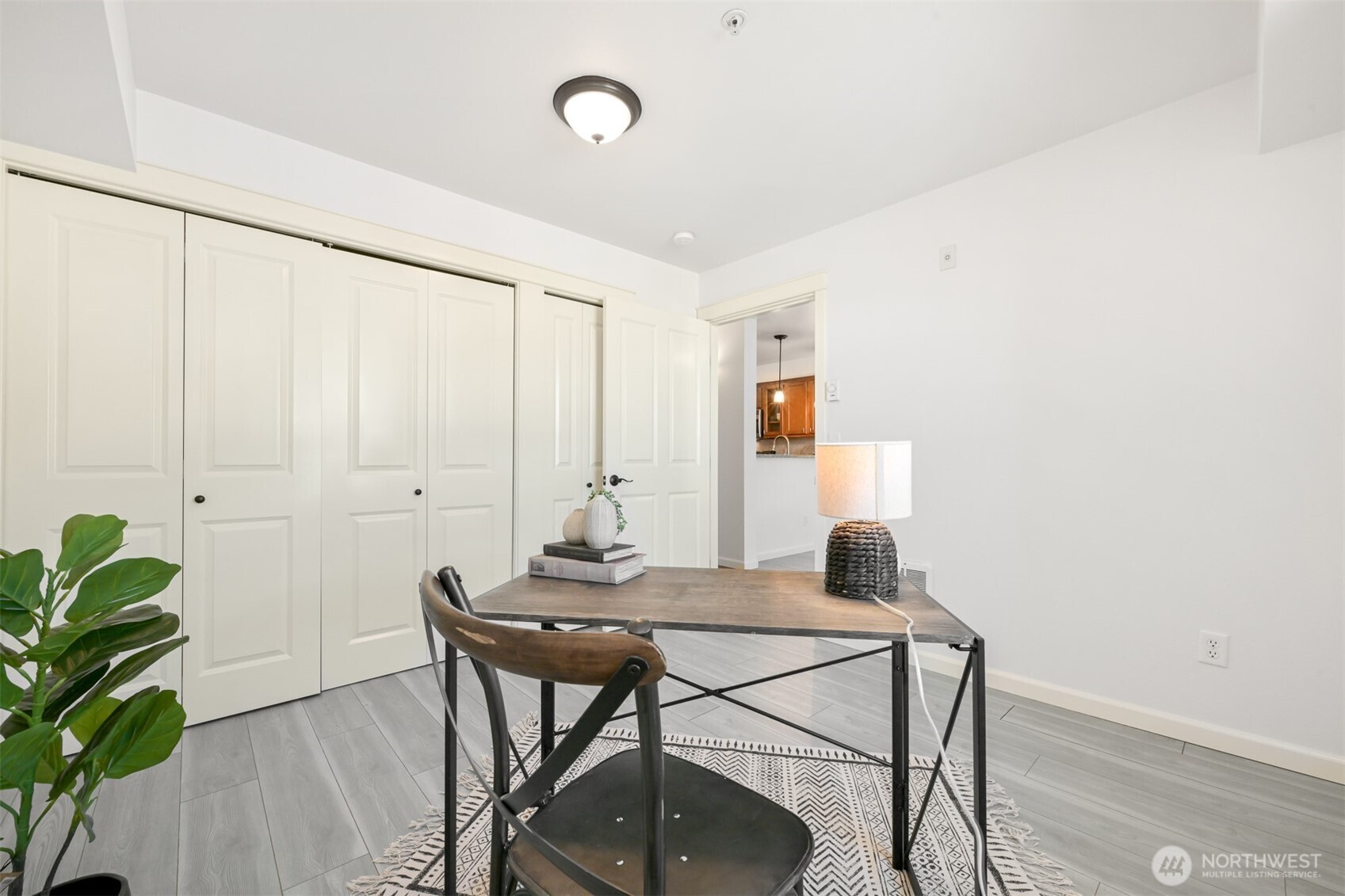 700 32nd Street Unit: A407