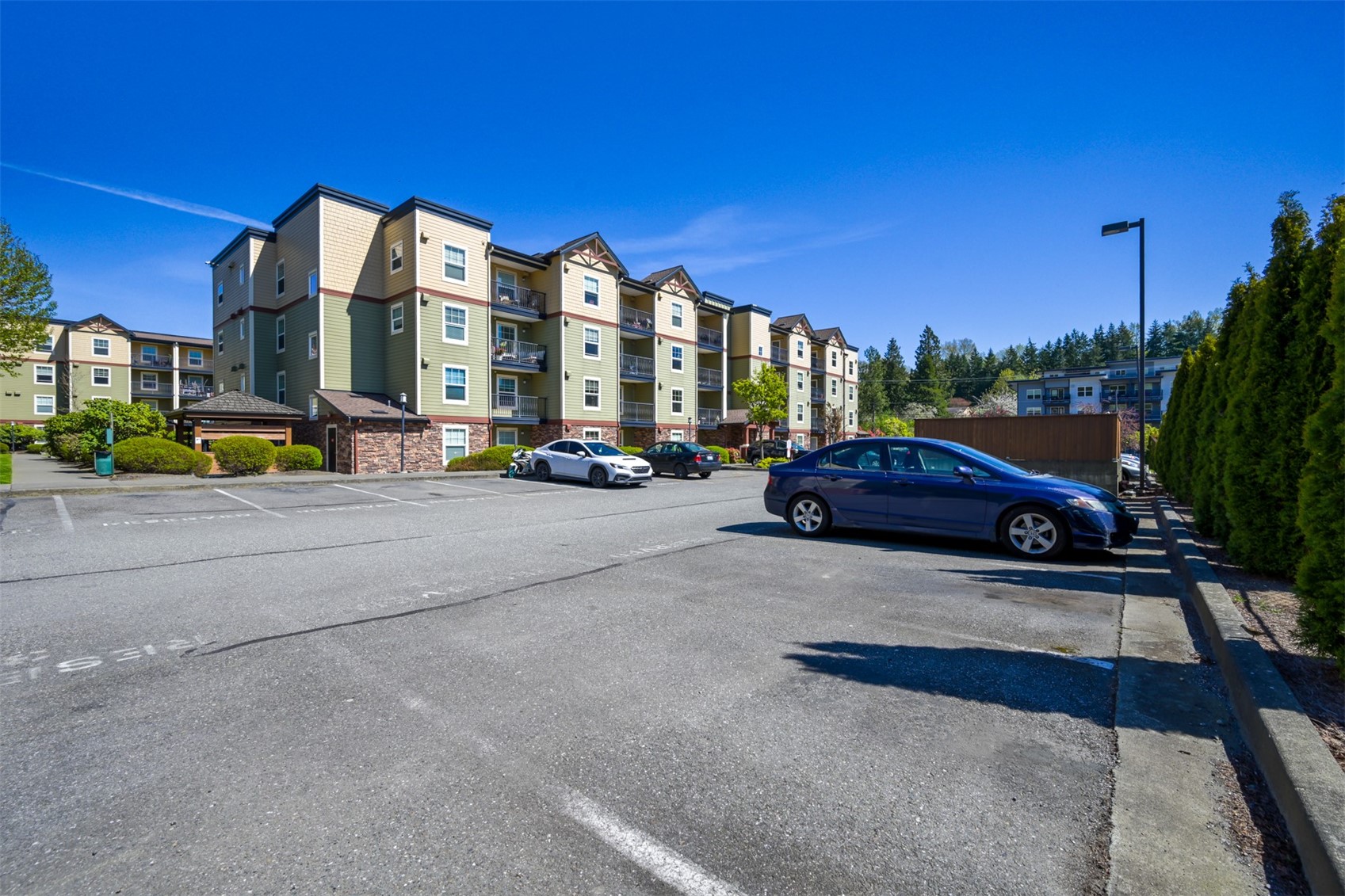 700 32nd Street Unit: A407