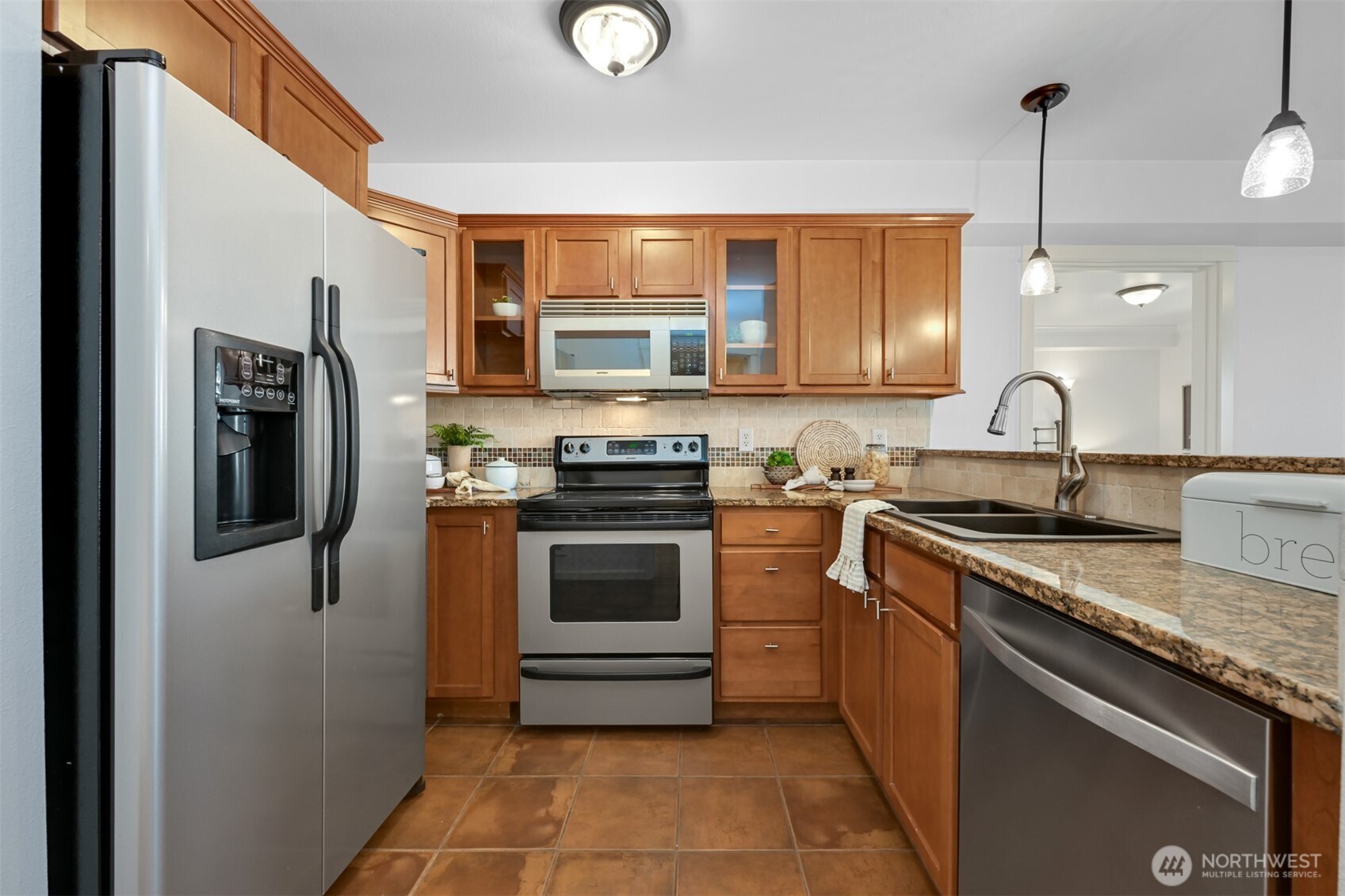 700 32nd Street Unit: A407