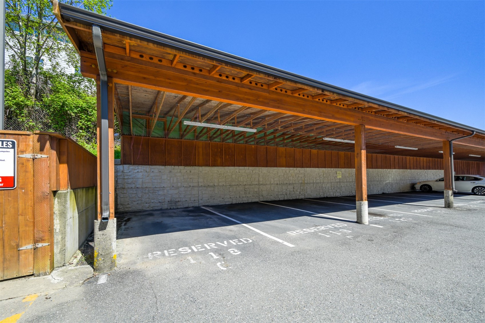 700 32nd Street Unit: A407