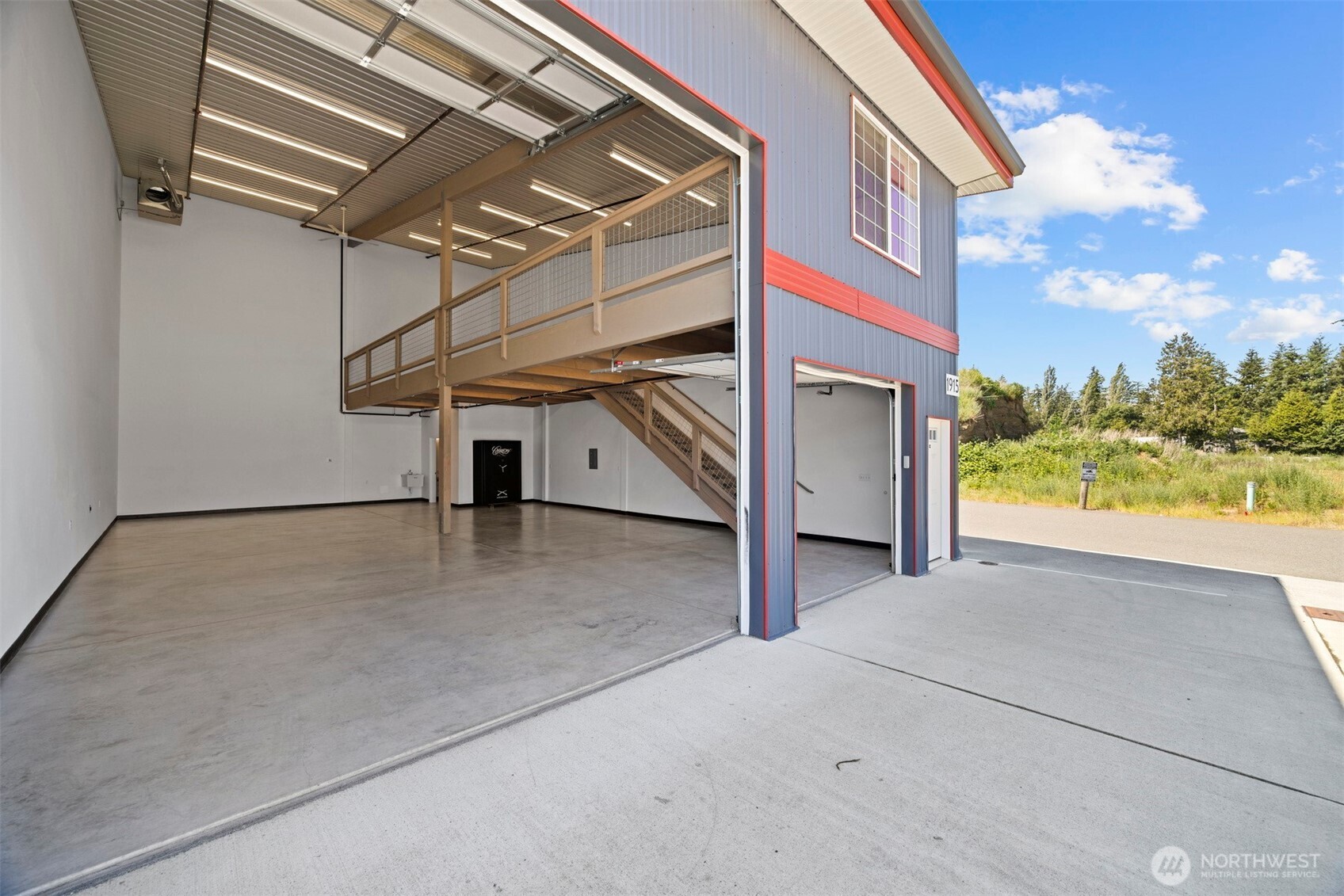 1915 Baltic Way Unit: B109