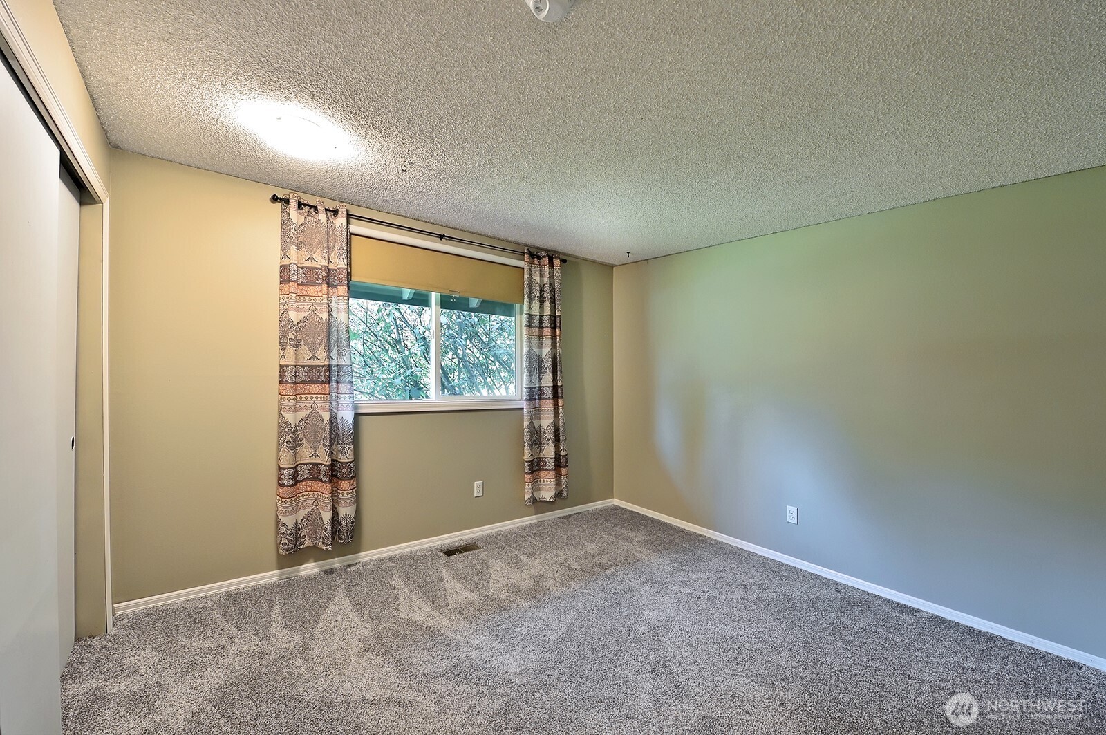 1042 Shaw Road