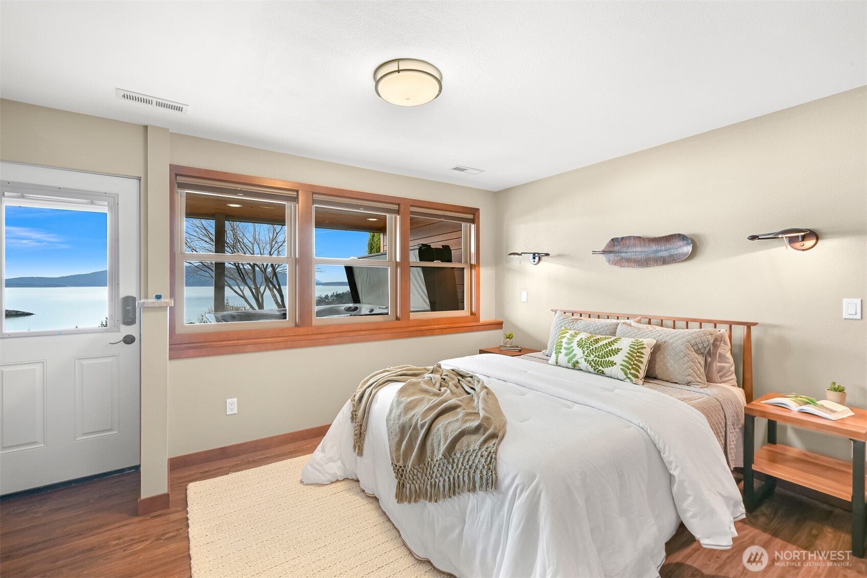 1317 Chuckanut Drive
