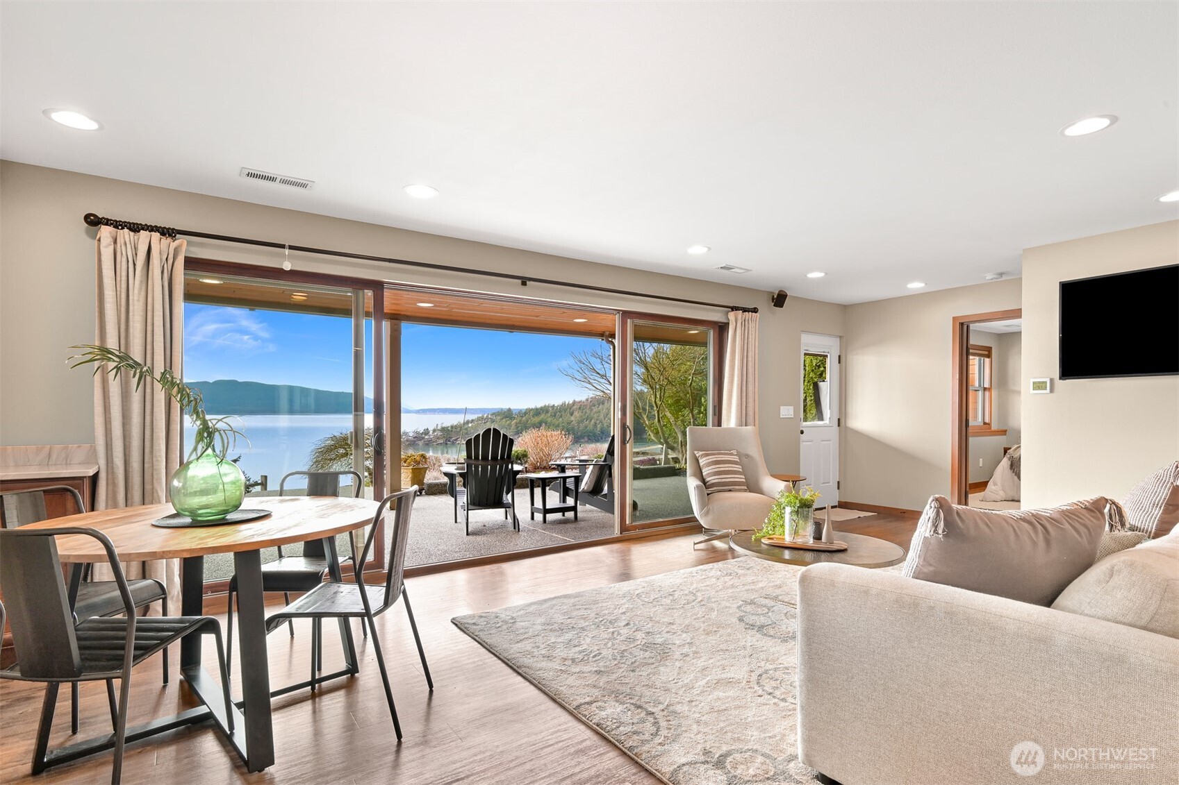 1317 Chuckanut Drive