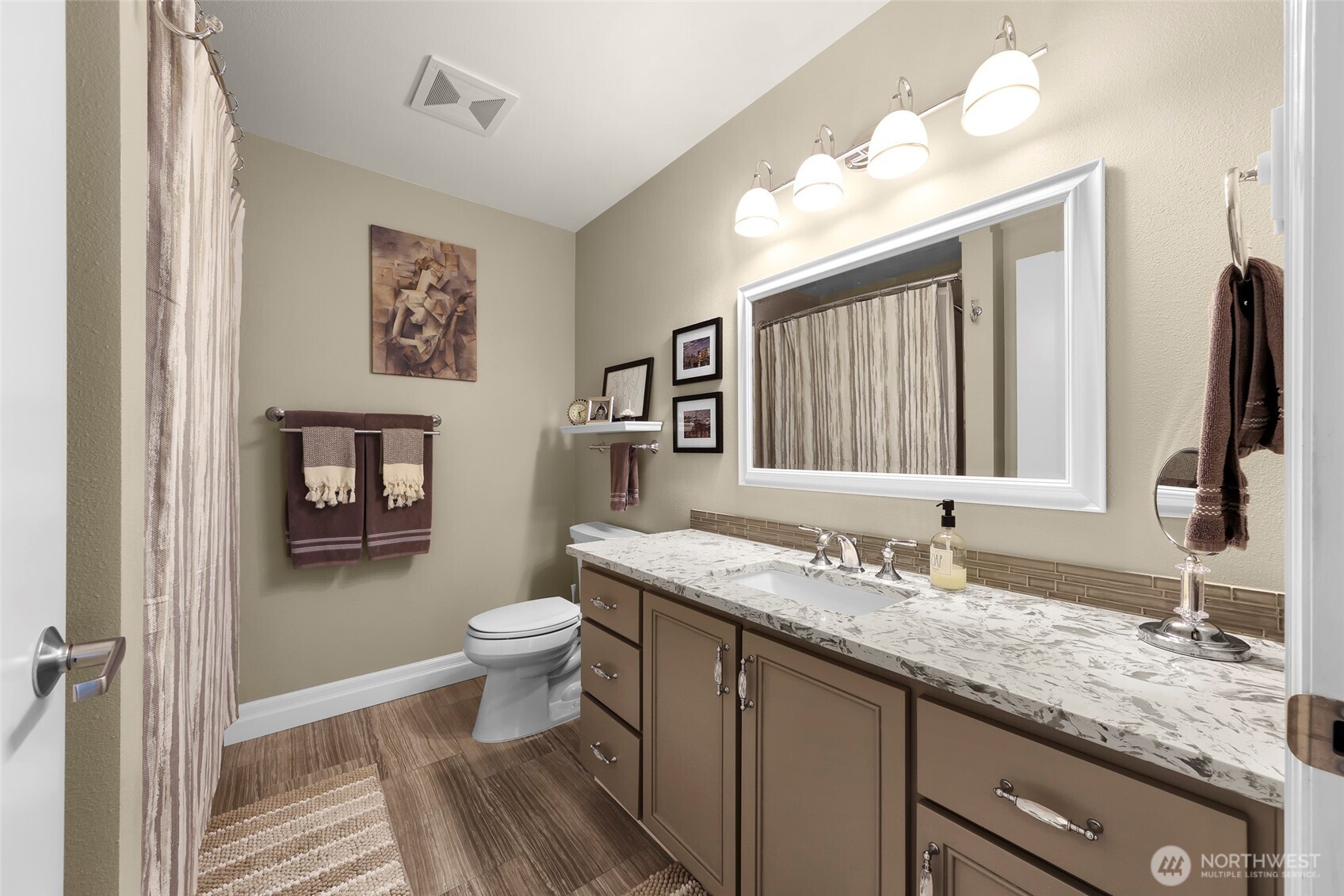 910 Harris Avenue Unit: 304