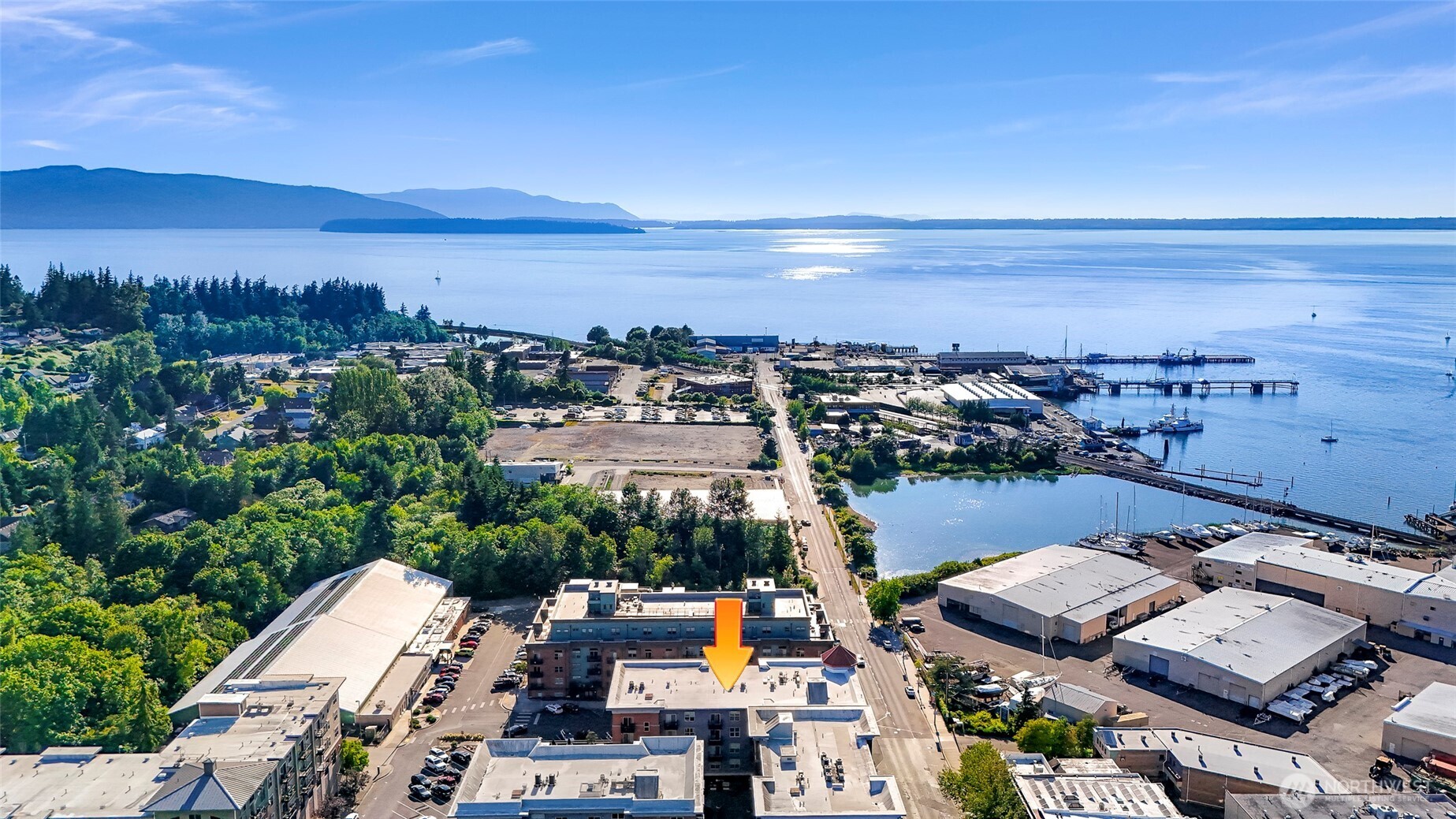 910 Harris Avenue Unit: 304