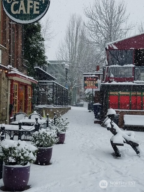 910 Harris Avenue Unit: 304