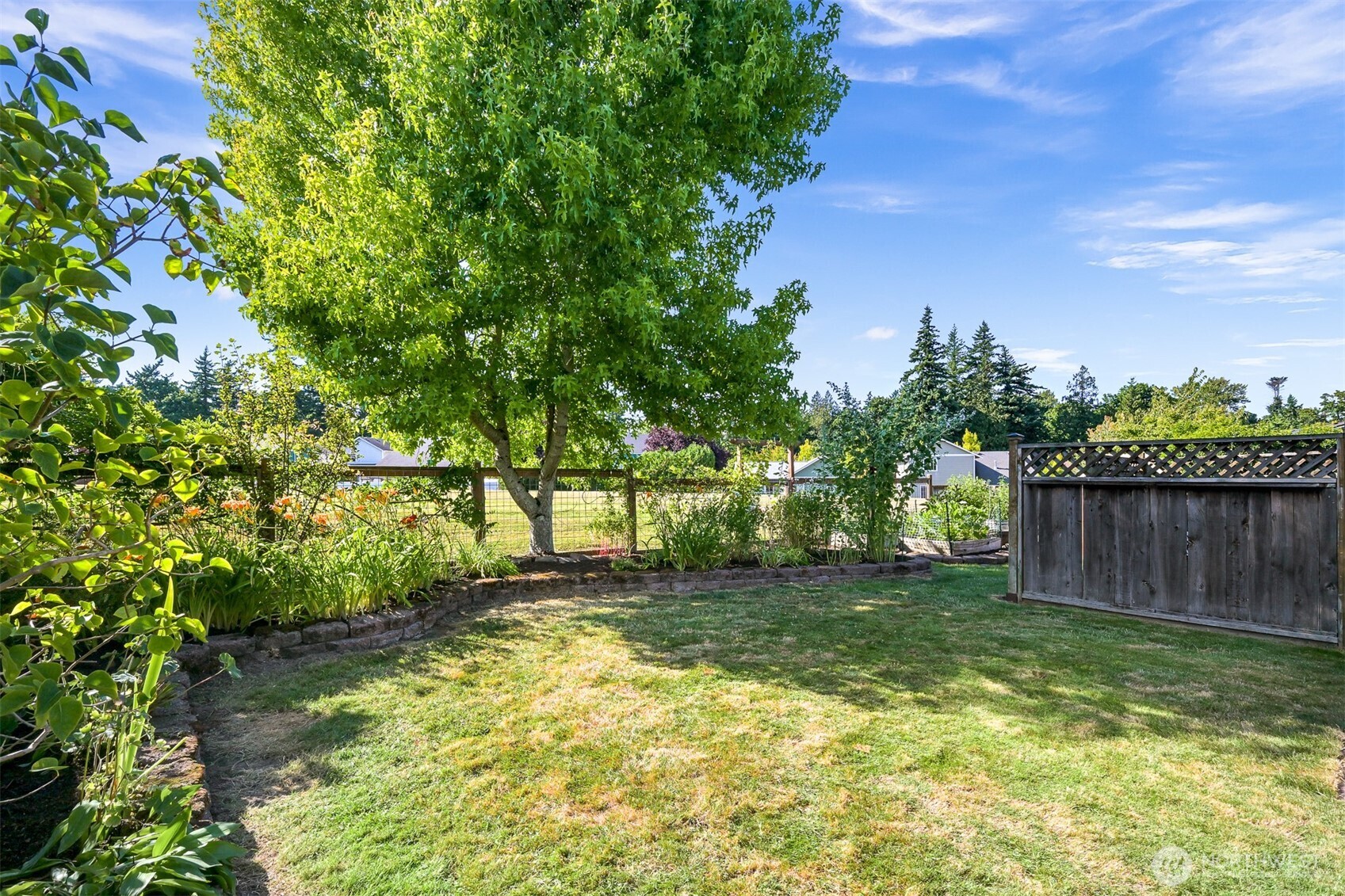 6213 Lincoln Drive