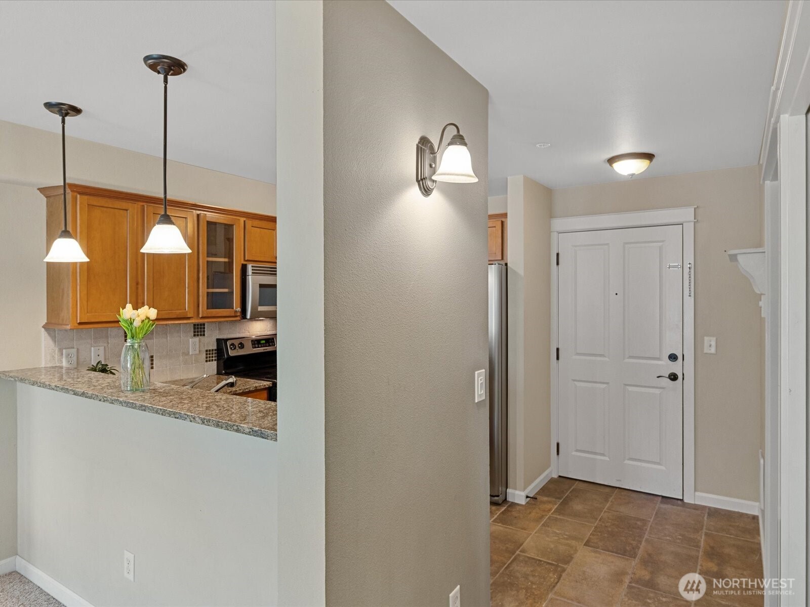 690 32nd Street Unit: B205