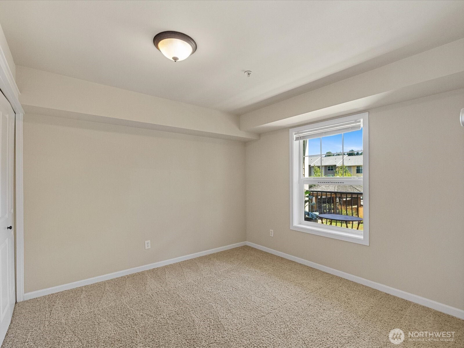 690 32nd Street Unit: B205