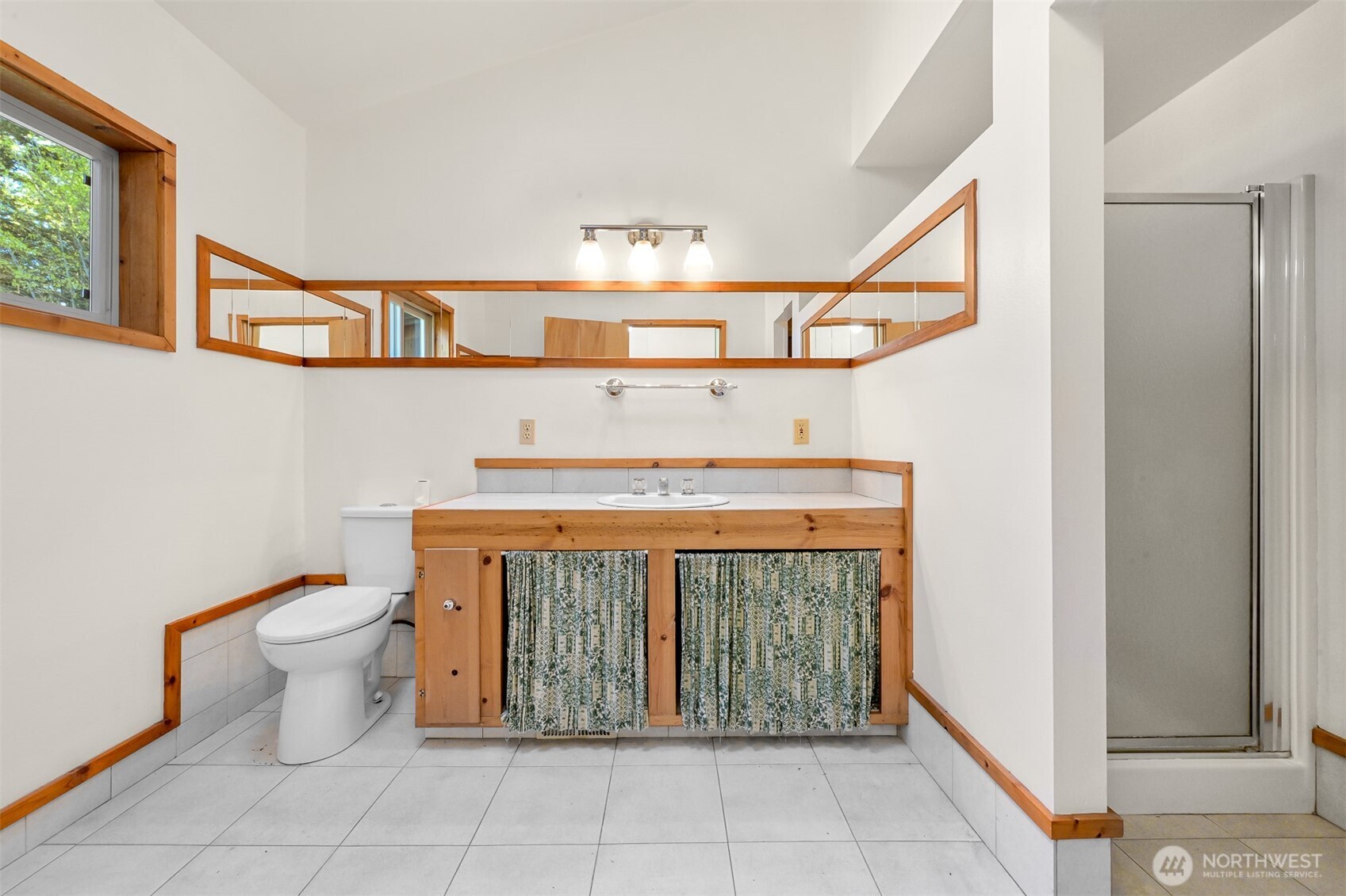 3542 Constitution Road